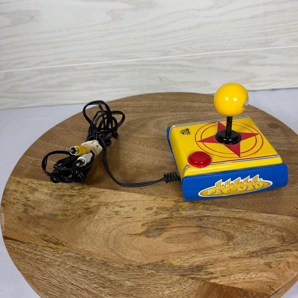 Jakks Pacific TV Games Super Pac-Man Plug and Play Joystick Namco Retro Console
